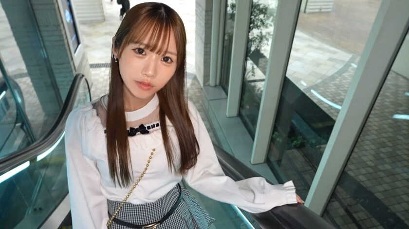 そんな中現れたのがりりかさん21歳。
小柄で元気な大学生だ。
アニメや演技に興味があるらしくノリノリで協力してくれた。